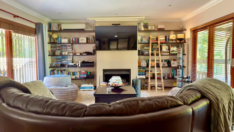 5 Bedroom Property for Sale in Valmary Park Western Cape